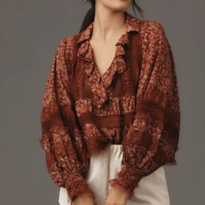 By Anthropologie size XL popover blouse top v-neck ruffle burgundy floral boho